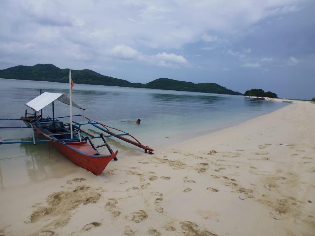 Tapik Beach Park Guest House Эль-Нидо Экстерьер фото