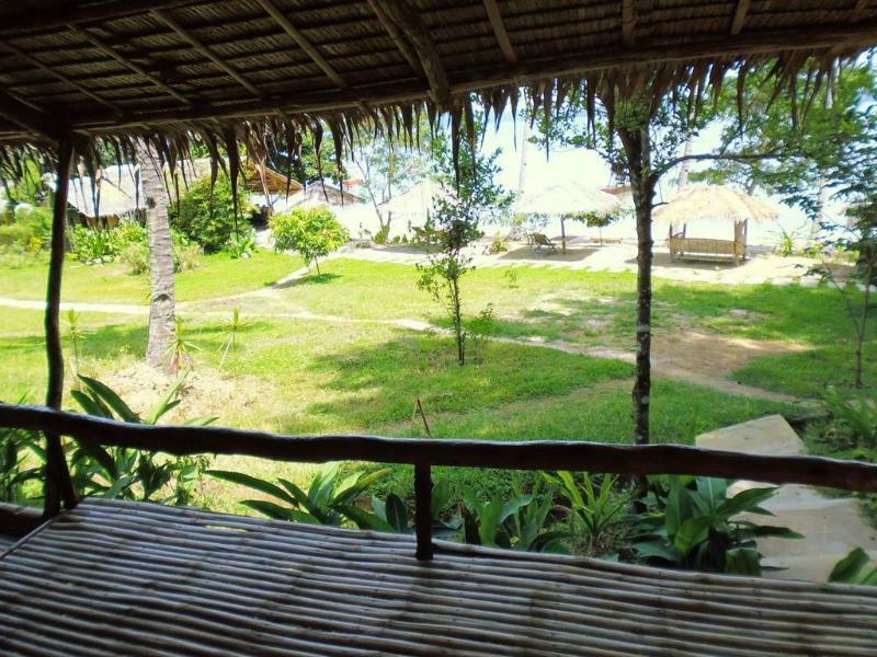 Tapik Beach Park Guest House Эль-Нидо Экстерьер фото