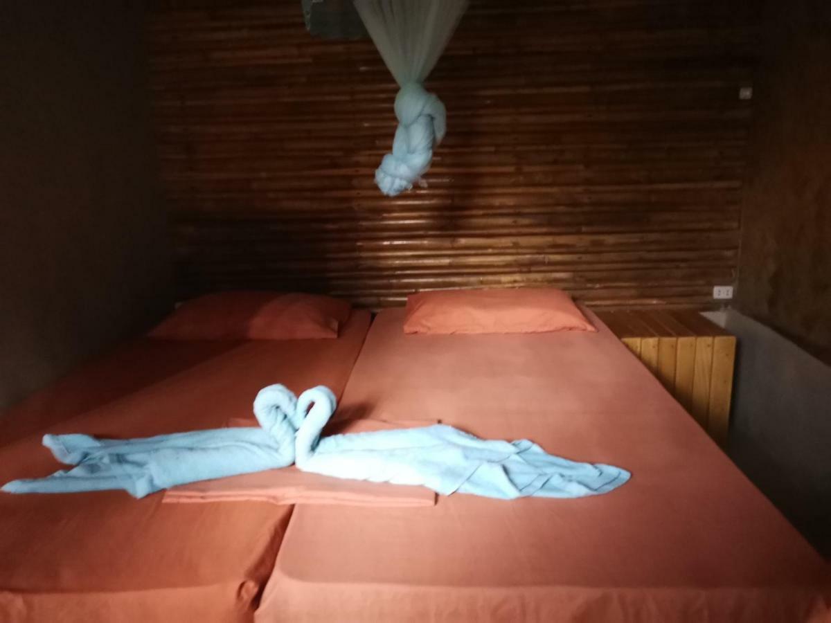 Tapik Beach Park Guest House Эль-Нидо Экстерьер фото