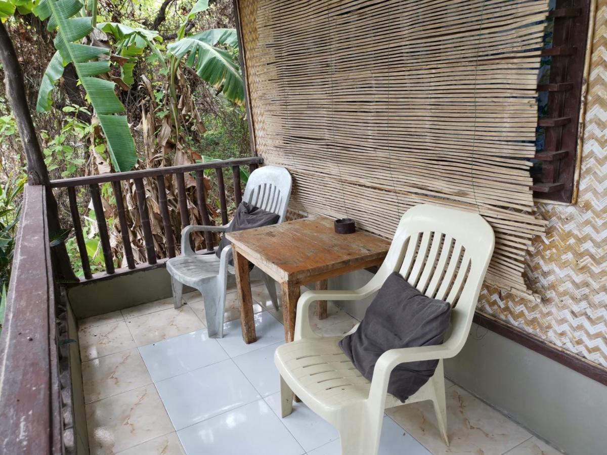 Tapik Beach Park Guest House Эль-Нидо Экстерьер фото